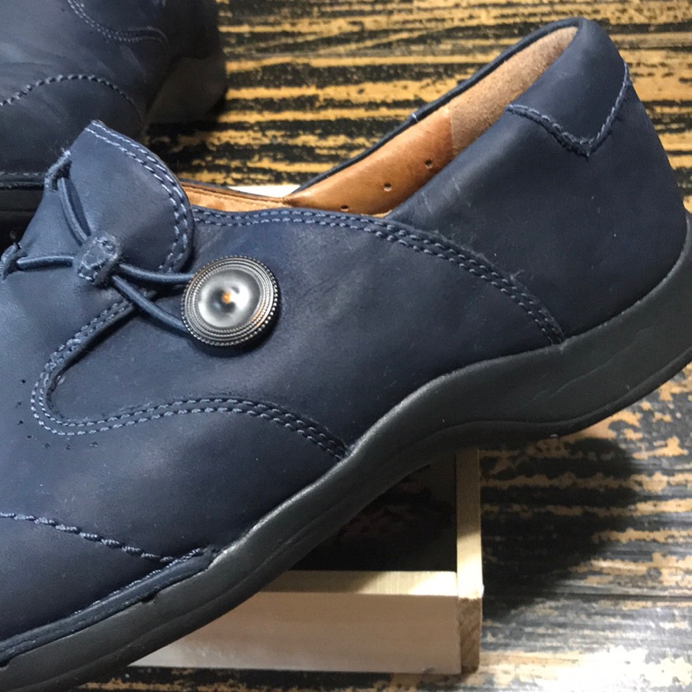 Unstructured Clark’s Un Loop Casual Loafer - image 6